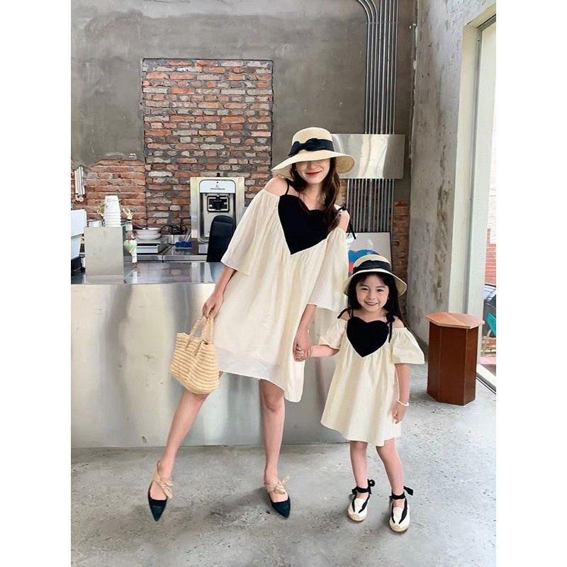 Bán sỉ Sét váy xuông đôi màu be cổ tim đen cho mẹ và bé | BigBuy360 - bigbuy360.vn