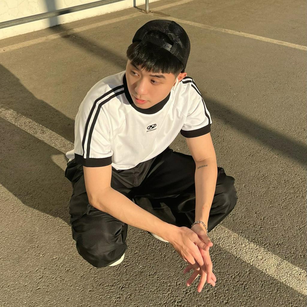 Áo Baby Tee logo B, Áo Thun Baby Tee Cotton 100% Nam Nữ Unisex localbrand.studio