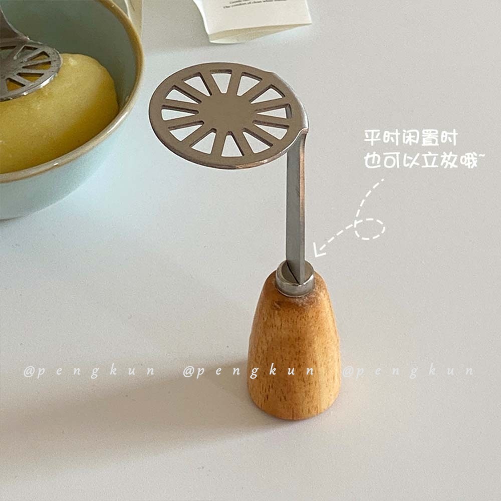 Dụng Cụ Nghiền Khoai Tây/Khoai Tây Nghiền Bằng Thép Không Gỉ Dày Dặn Có Tay Cầm Bằng Gỗ Tiện Dụng Cho Nhà Bếp