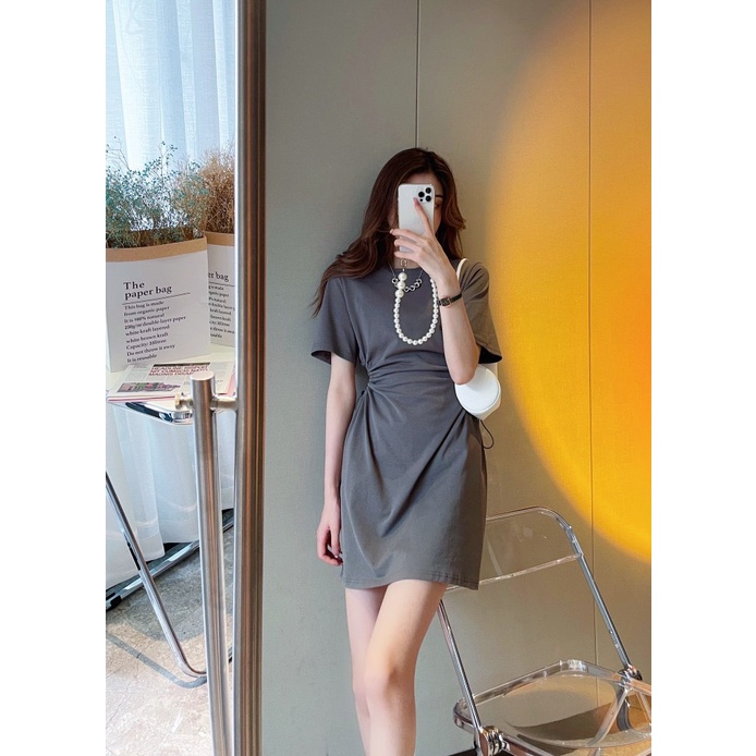 Váy trendy cut out phần eo siêu cá tính