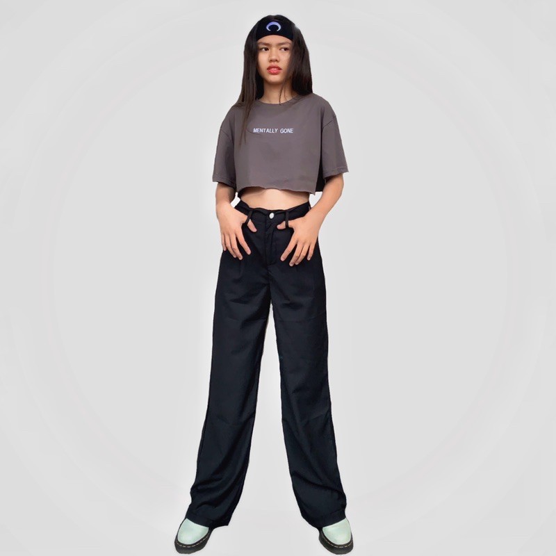 Áo thun croptop nữ dáng rộng