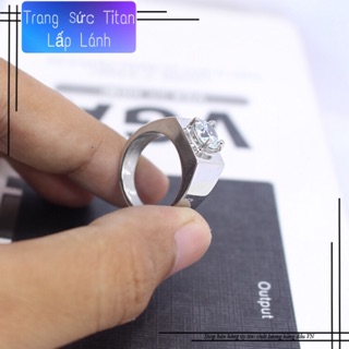 Nhẫn nam inox đính đá NB026