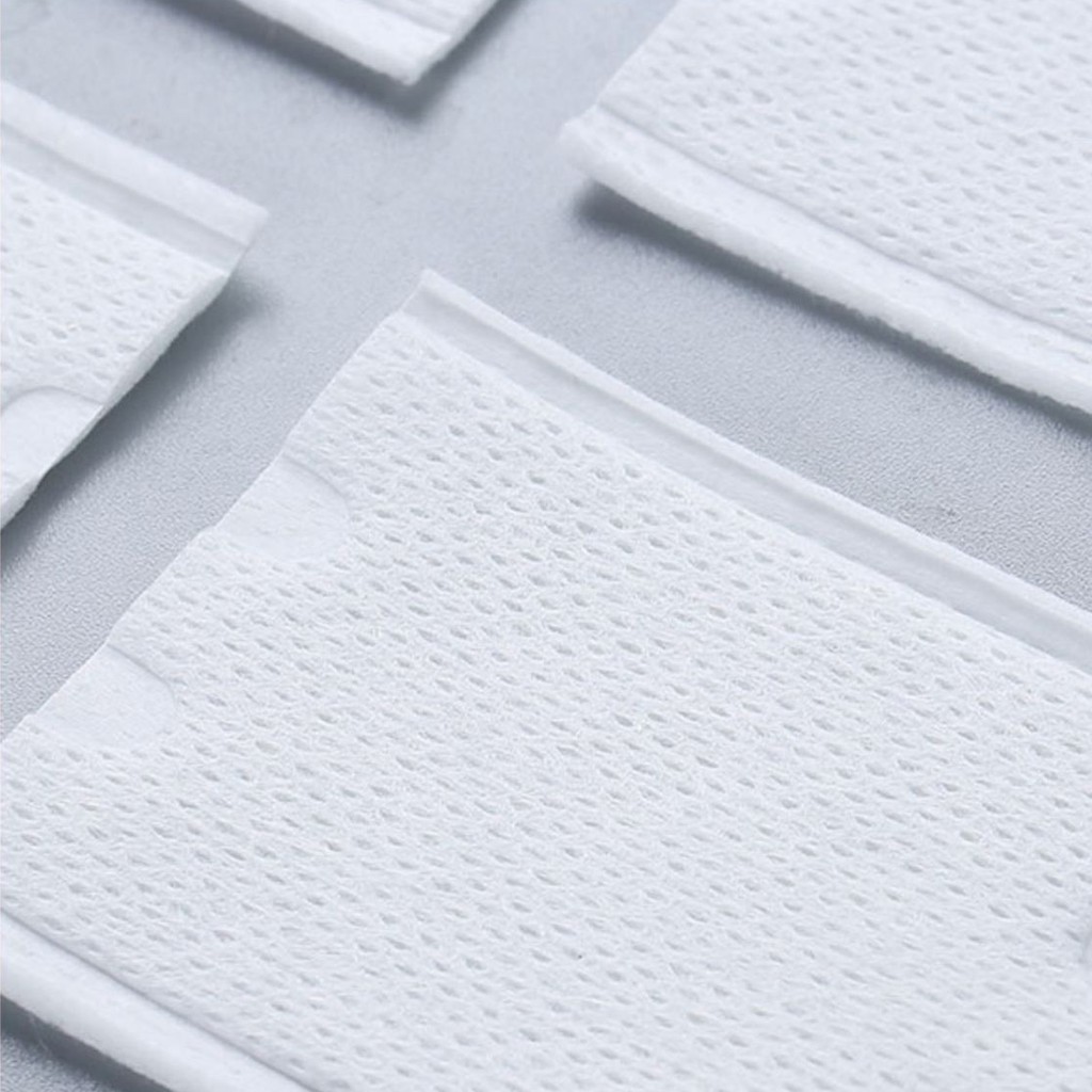 BÔNG TẨY TRANG 3 LỚP COTTON 80miếng/hộp BLUEMAN có tác dụng kép nhẹ nhàng dùng một lần dành cho nam