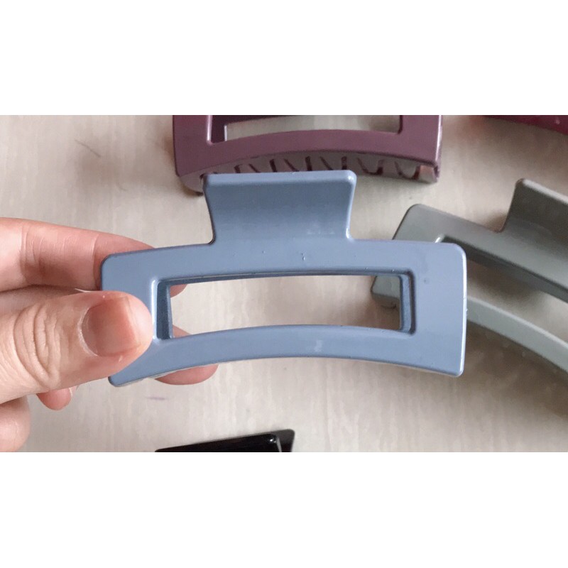 KẸP TÓC TRƠN KIỂU VUÔNG CỠ LỚN PHONG CÁCH HÀN QUỐC