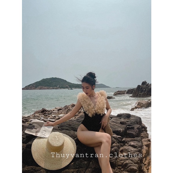 Áo bodysuit phối ren