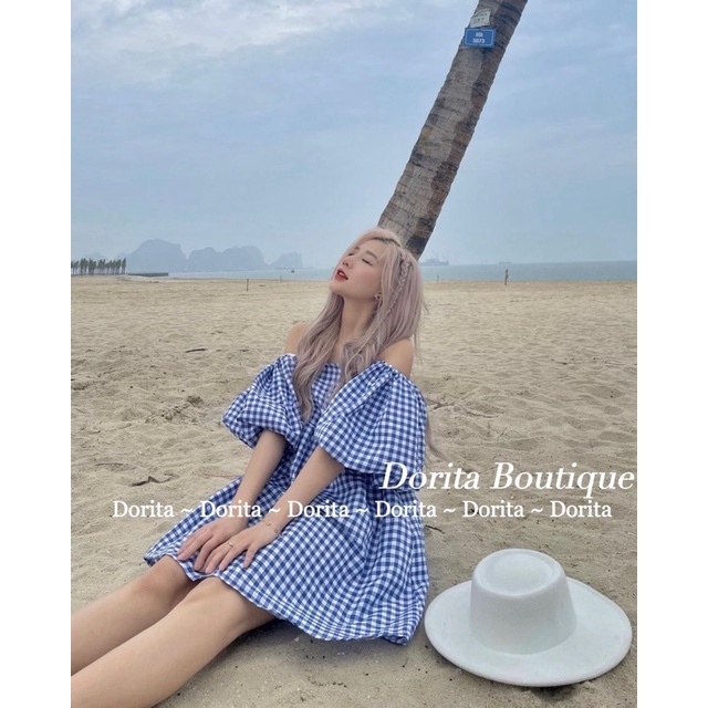 Váy trễ vai caro Daisy tay bồng Hàn Quốc, Đầm Caro xanh Daisy - Dorita Boutique | BigBuy360 - bigbuy360.vn