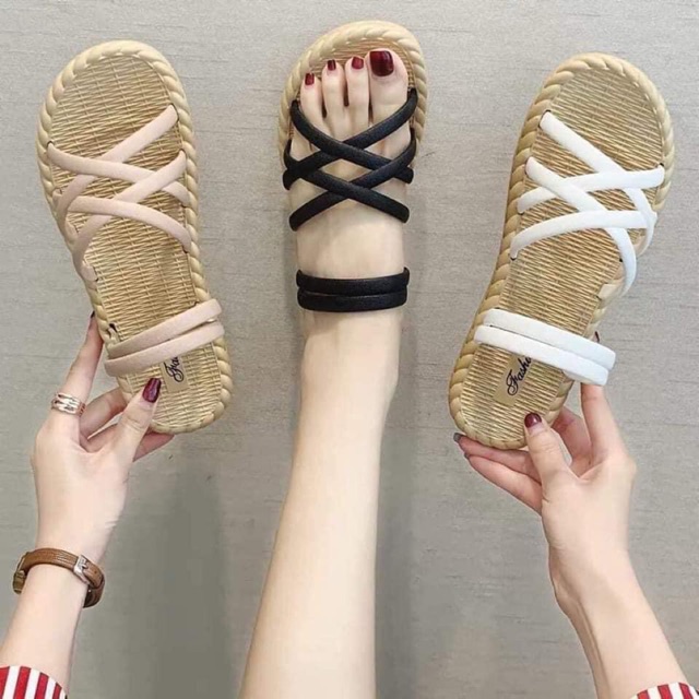 Sandal dây siêu hot(size bé có thể trọn lên 1 size)