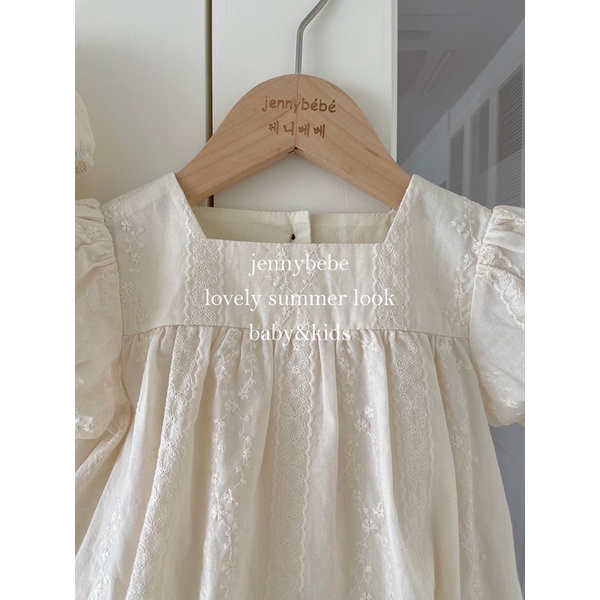 Váy Bé Gái Cộc Tay và Bodysuit Thêu Hoa Style Vintage Hàn Quốc Jennybebe Cao Cấp