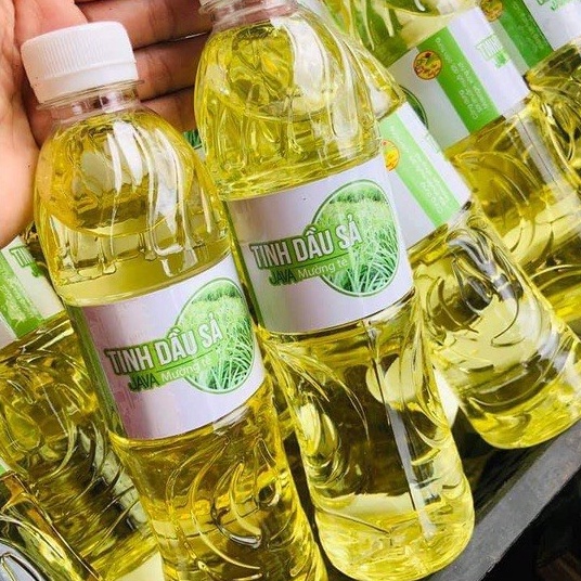 Tinh dầu sả, tinh dầu xả nguyên chất giúp thơm phòng, khử khuẩn, đuổi muỗi,.. được chưng cất thủ công tại Lai Châu