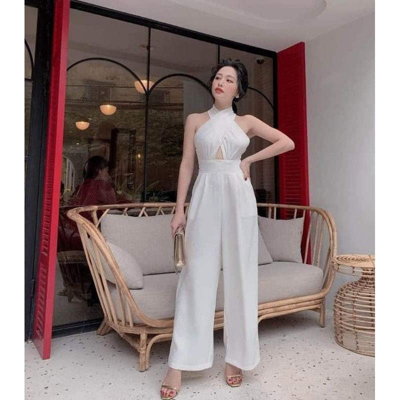 Jum trắng cổ yếm