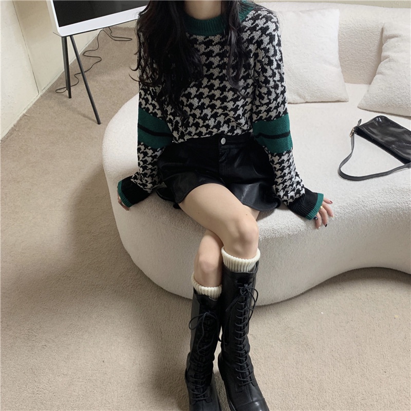 Áo len dáng rộng tay dài phối sọc thời trang retro