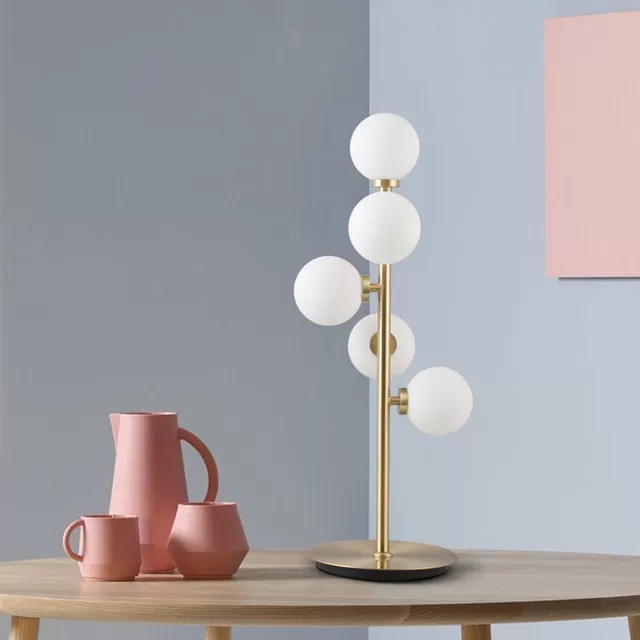 Đèn bàn trang trí B125, đèn đầu gường, đèn decor, đèn trưng bày - bảo hành 2 năm