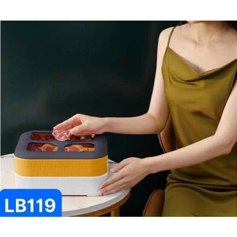 Hộp đứng mứt- đựng hoa quả bánh kẹo (2 tầng/5 ngăn - hình con hươu)