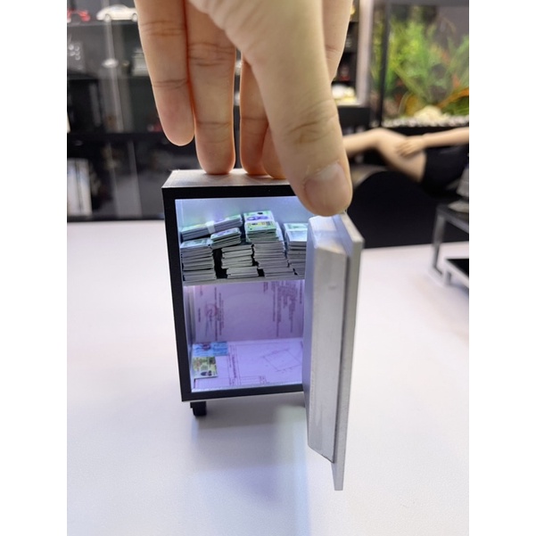 Mô hình két sắt