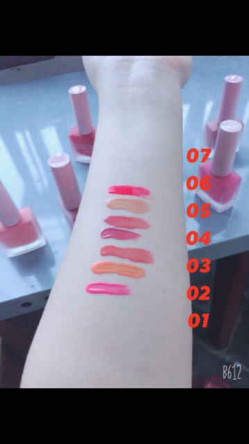 Má hồng kem Hold Live | BigBuy360 - bigbuy360.vn