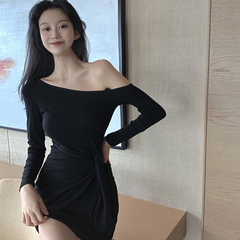 Đầm Tay Dài Thiết Kế Lệch Vai Gợi Cảm Phong Cách Hàn Quốc