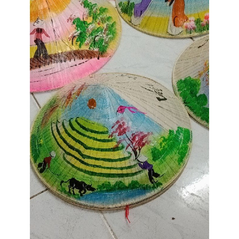 Nón lá vẽ đồng quê cổ truyền cho bé