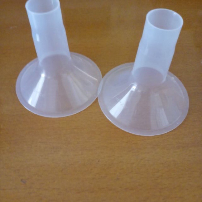 Phễu flex cho máy hút sữa Medela