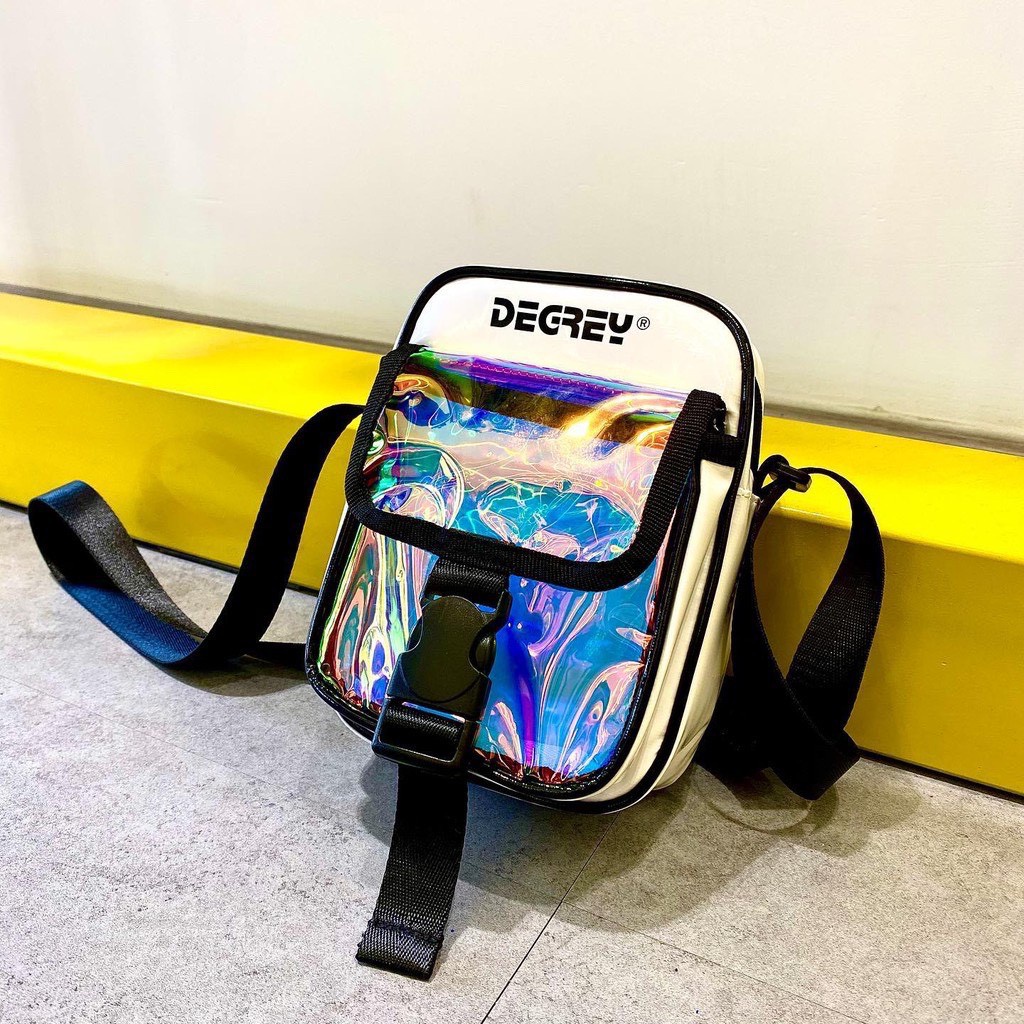 Túi đeo chéo Unisex shoulder bag degreyy Freestyle Màu Đen Trắng chất liệu da PU bóng sáng đi học đi chơi giá rẻ