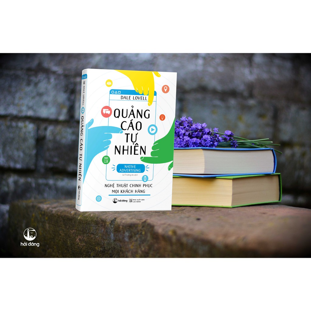 Sách - Quảng cáo tự nhiên