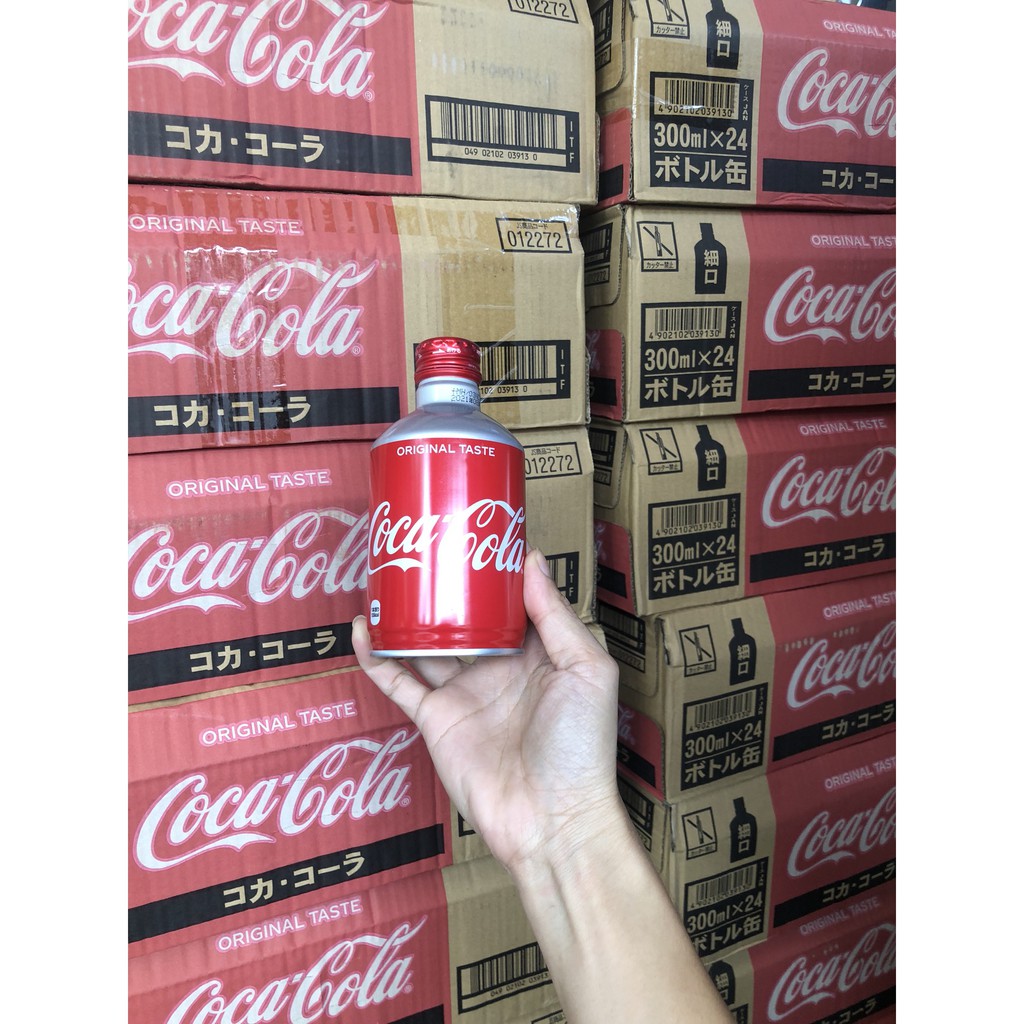 Thùng 24 chai Coca Nắp Vặn Nhật Bản 330ml