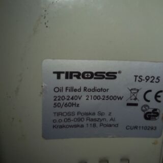 Máy sưởi dầu Tiross