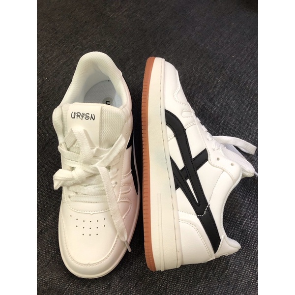 𝗺𝗶𝗲 𝘀𝘁𝘂𝗱𝗶𝗼 - ẢNH THẬT TẠI MIE Giày thể thao sneakers viền đế nâu kẻ sọc đen