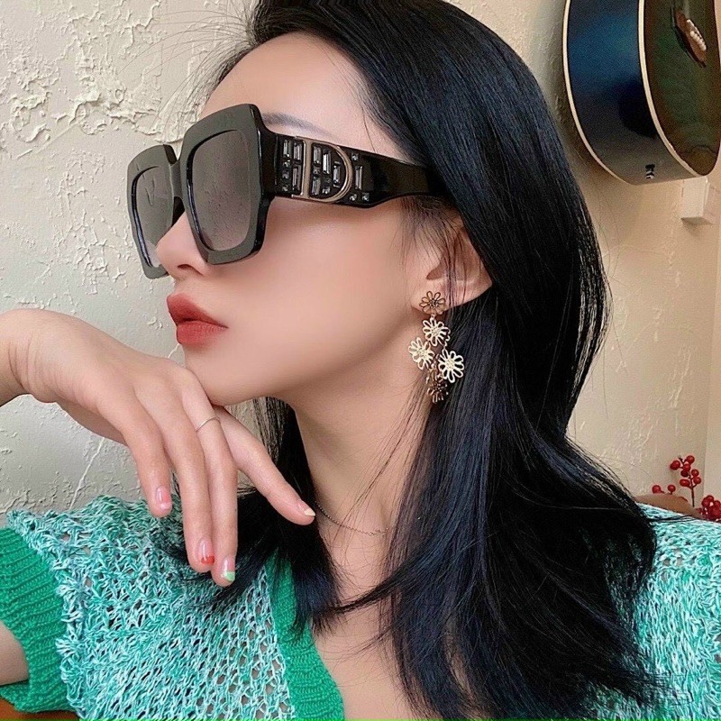 NEW 2023 kính râm nữ chống Uv đính đá siêu sang chảnh