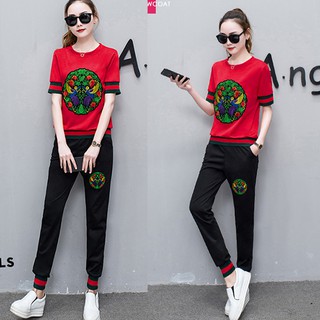 Bộ đồ thể thao nữ thêu hoa TT88