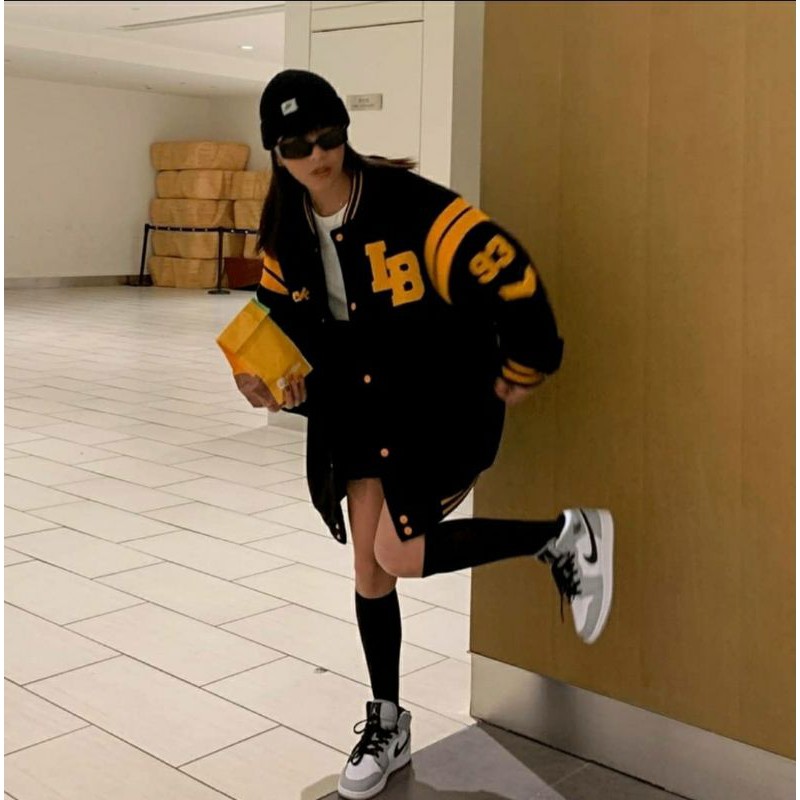 [ORDER] Varsity Jacket LB Jang Hồ (có video shop tự quay ở cuối nha) | BigBuy360 - bigbuy360.vn