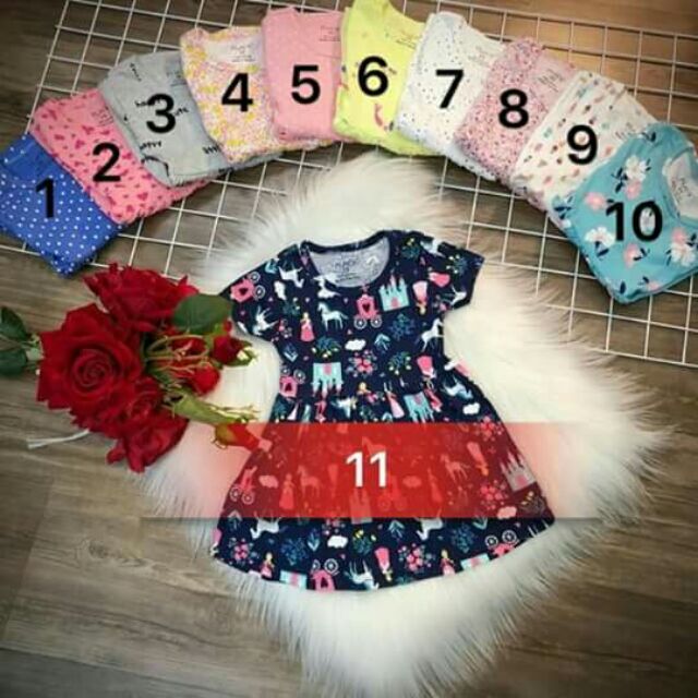 Combo 5q và 4 váy + đồ bộ cho bé