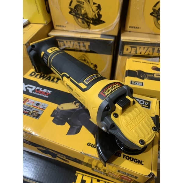 Máy mài pin Dewalt Dewalt DCG409N
