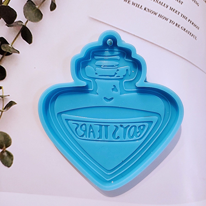 Khuôn Silicone Làm Móc Khóa Hình Chai Nước Ngọt