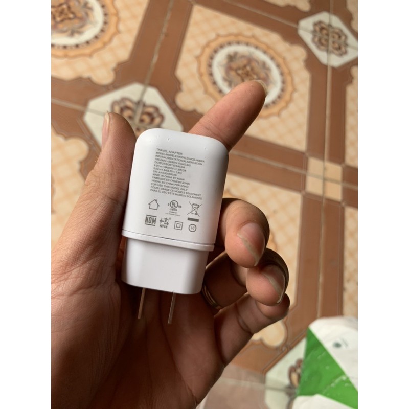 sạc zin hãng lg chuẩn sạc nhanh