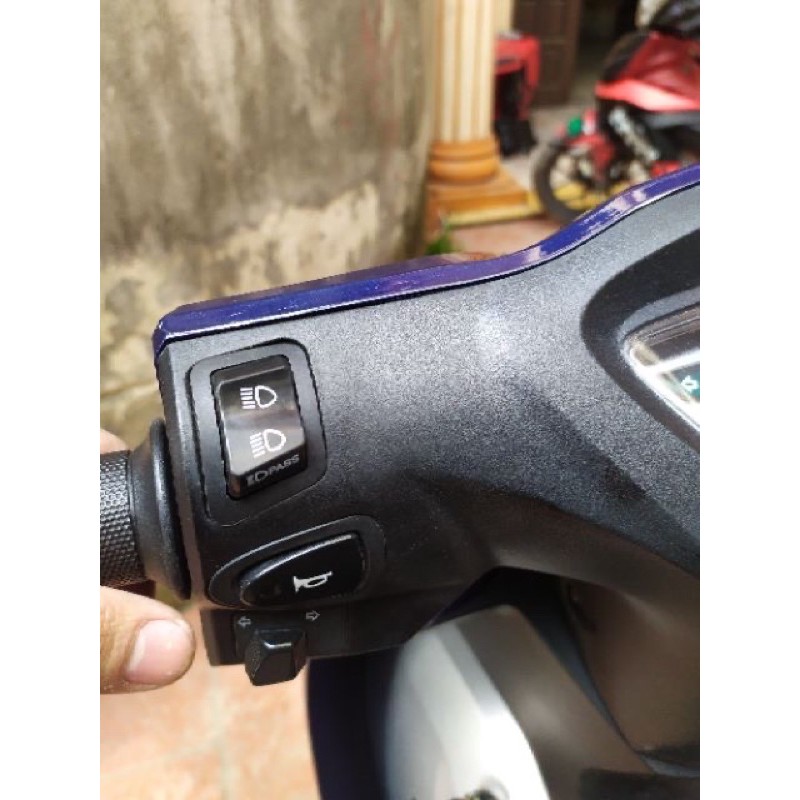 Công tắc passing SH gắn cho các dòng xe