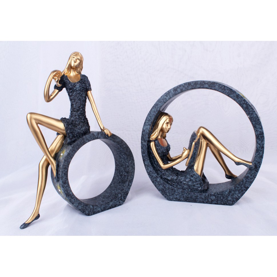 decor trang trí phòng khách. tượng cô gái đọc sách. set tượng cô gái đọc sách. decor trang trí phòng khách