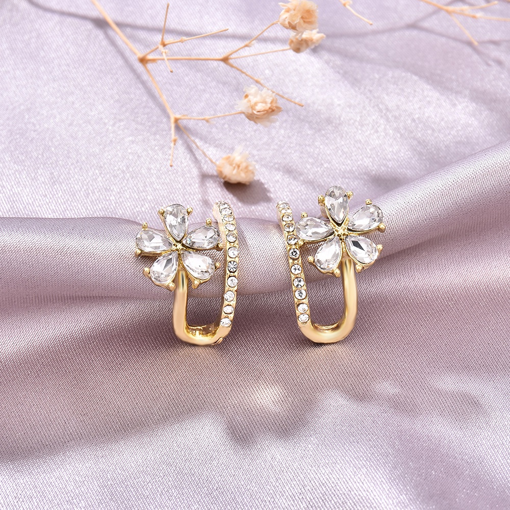 Đôi bông tai hình chữ u đính đá zircon