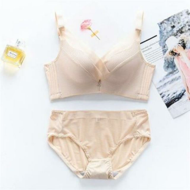 Bộ đồ lót định hình nâng ngực