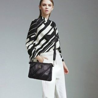 Ví da nữ cầm tay