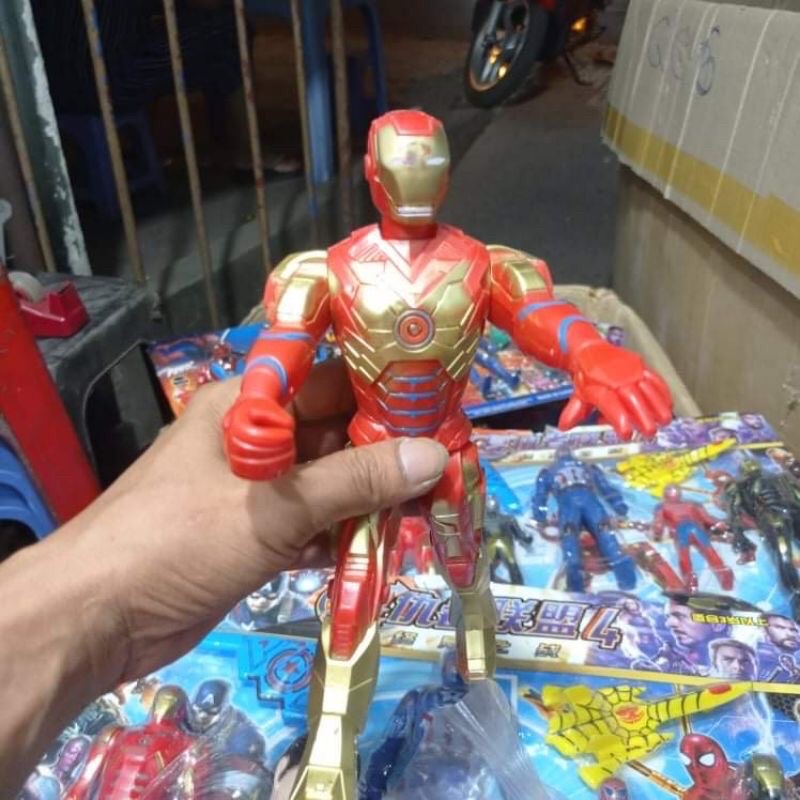 Siêu nhân đồ chơi cỡ lớn Siêu nhân, Người Nhện, Batman, Người Sắt trọn bộ chiến binh