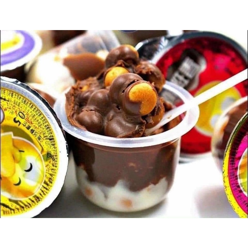 Hộp 100 Cốc Bánh Quy Socola Viên Star Cup Thái Lan