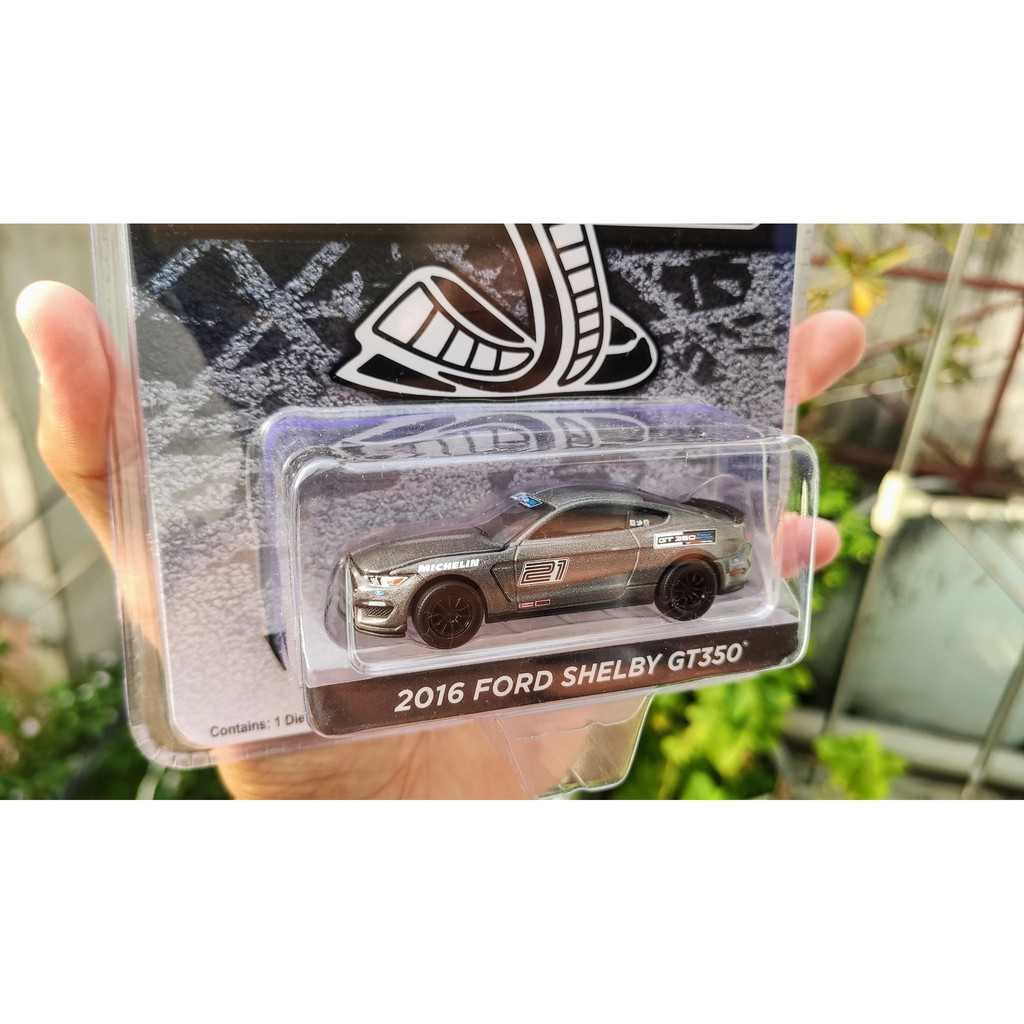 Mô hình tĩnh Greenlight 2016 Ford Shelby GT350 tỷ lệ 1:64