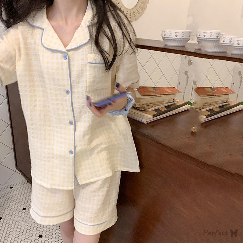 Bộ Đồ Ngủ Áo Tay Ngắn Và Quần short Họa Tiết Caro Phong Cách Hàn Quốc Dành Cho Bạn Nữ Mặc Ở Nhà
