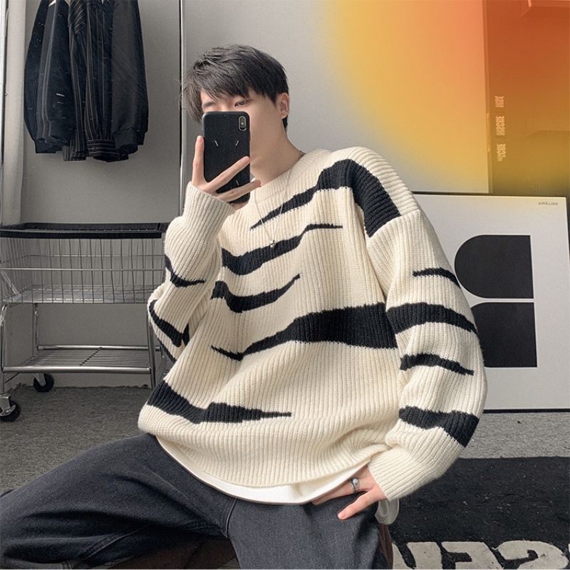 Áo sweater dáng rộng dày dặn giữ ấm họa tiết sọc ngựa vằn thời trang cho nam với 2 màu sắc tùy chọn
