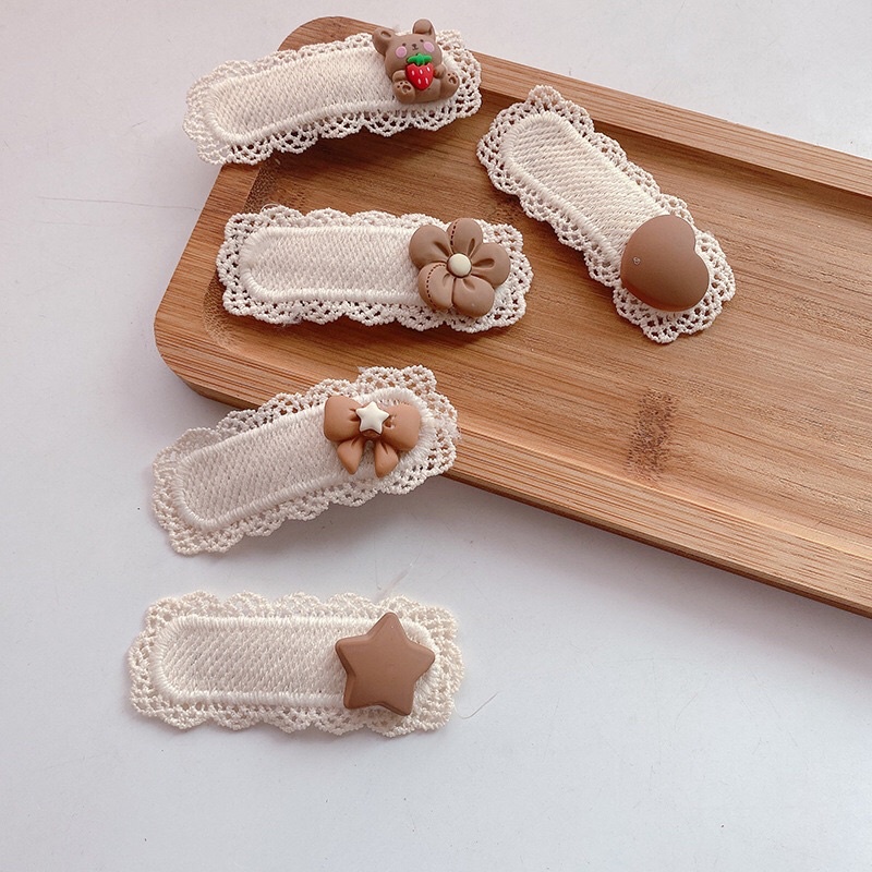 Kẹp tóc vải ren thiết kế cho bé