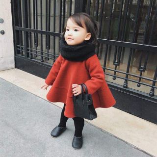 Váy dạ đỏ cho bé