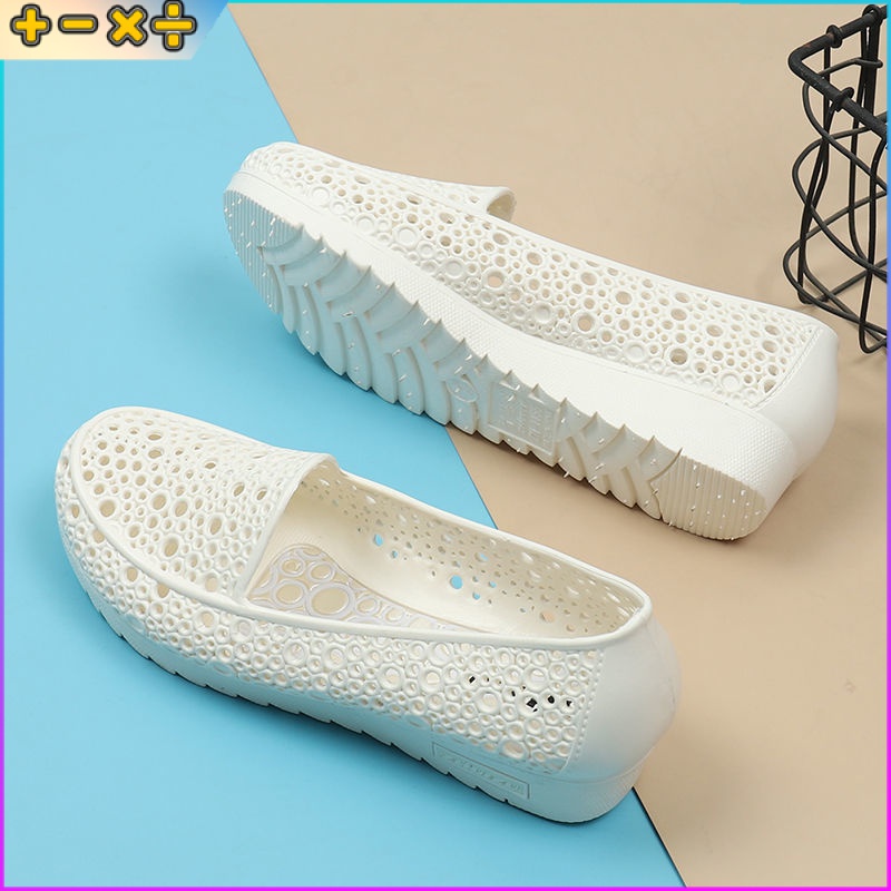 Xăng đan Nhựa Đế Bằng Chống Trượt Thiết Kế Đục Lỗ Thoải Mái Thời Trang Mùa Hè Cho Mẹ Bầu