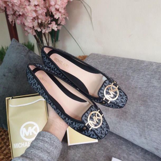 HC SANG CHẢNH B(Ảnh Thật) Giày Bệt Mk Mũi Vuông Khoá Vàng Tròn Fullbox êm chân . . RẺ ĐẸP . new mùa thu NEW NEW