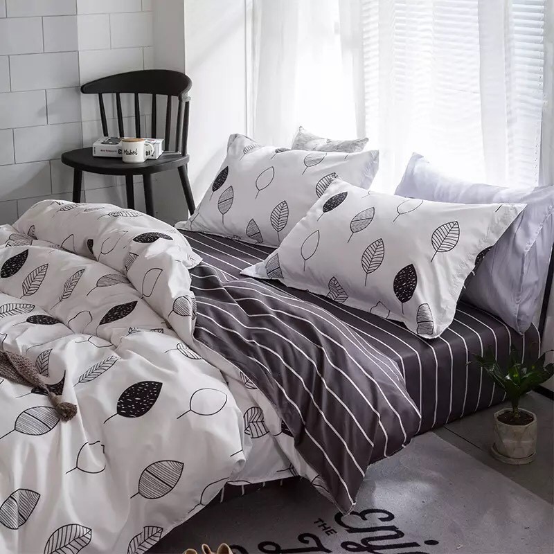 Bộ Chăn Ga Cotton Poly Emmidecor Mẫu Lá Đề Đen