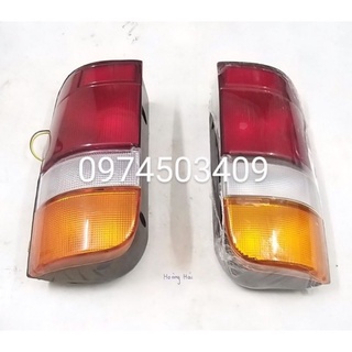 Đèn hậu Toyota Cá Mập (Hiace) đời cũ